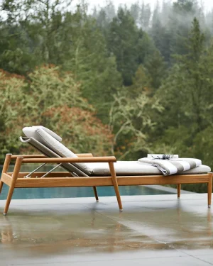 Pool Side- VT 408