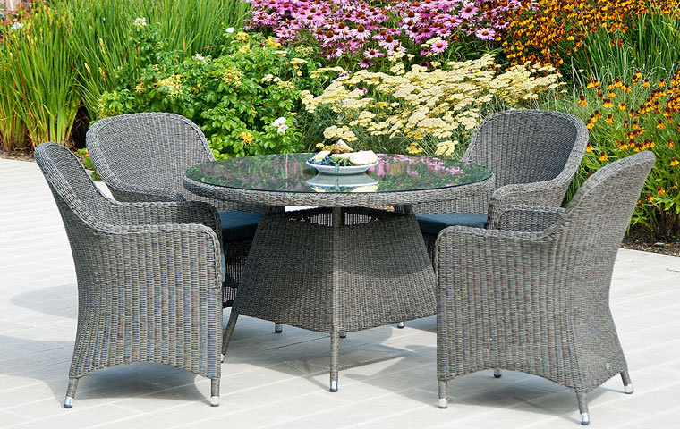 Garden Furniture in Delhi
